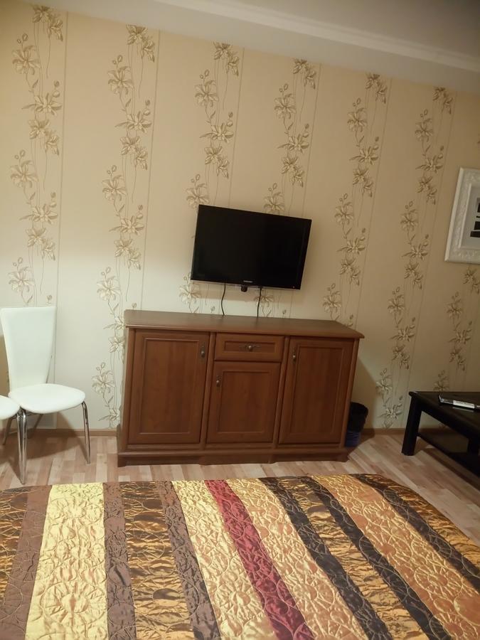 Hotel Vaivorykste à Šiauliai Extérieur photo