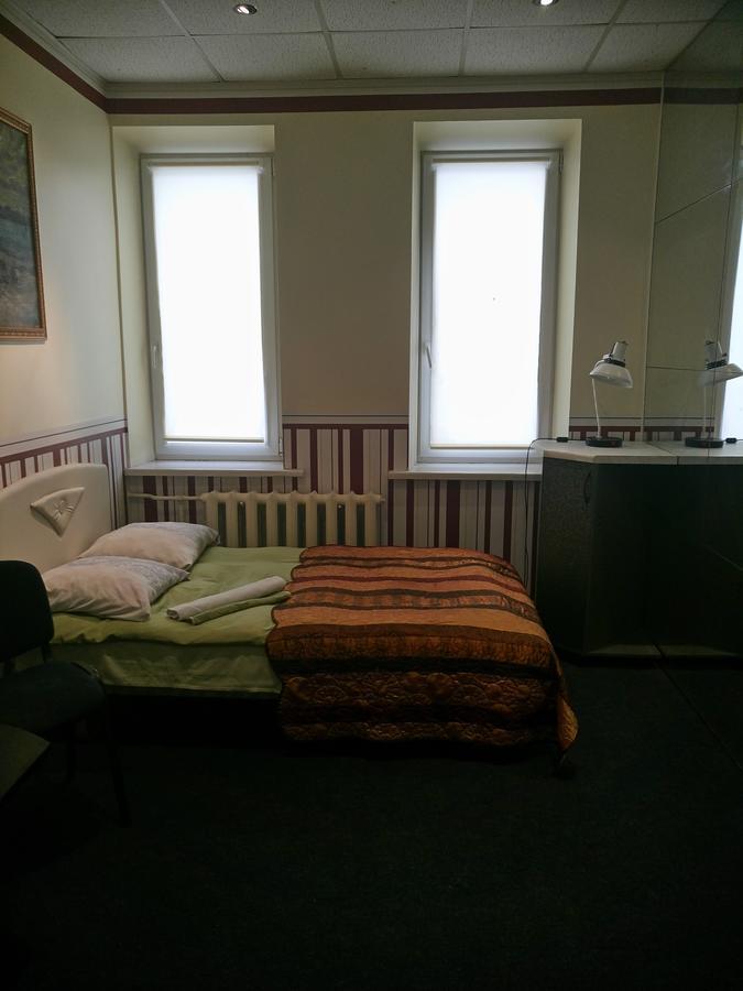 Hotel Vaivorykste à Šiauliai Extérieur photo