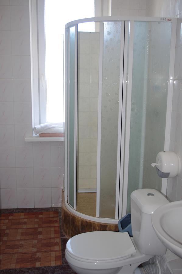 Hotel Vaivorykste à Šiauliai Extérieur photo